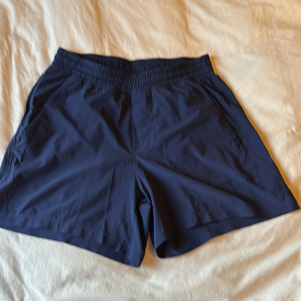 Lululemon Pace Breaker Linerless Short 5”